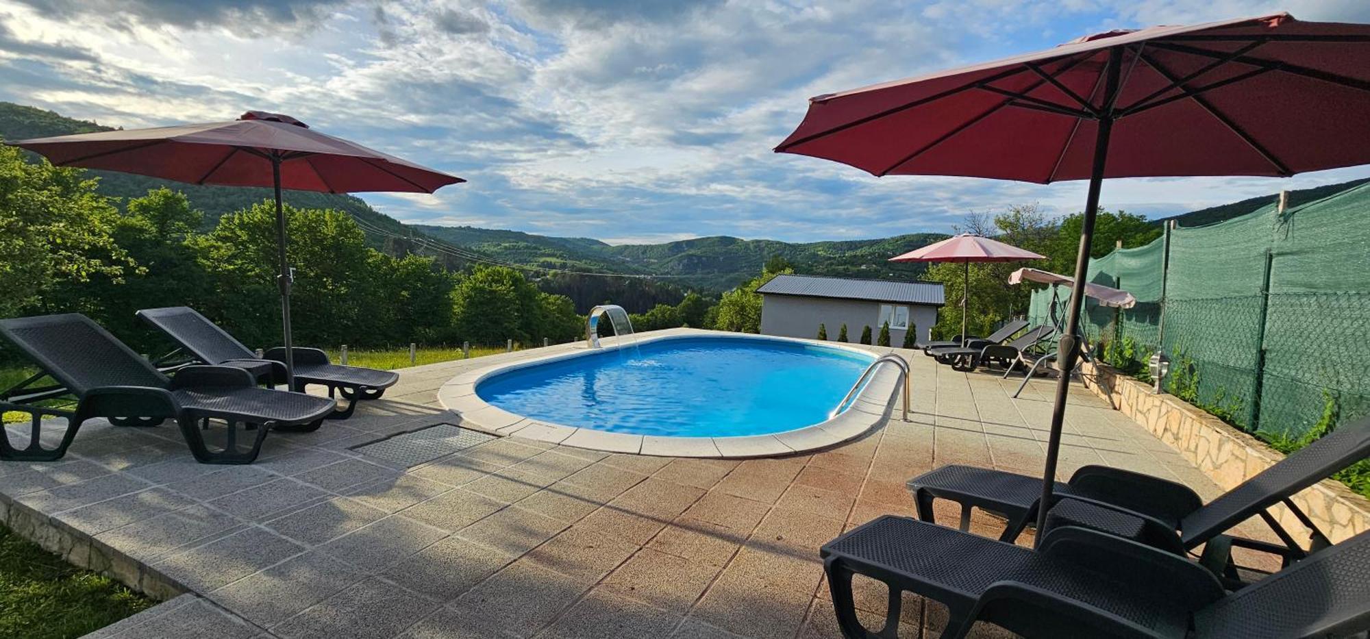Villa Green Oasis Apartments Сараево Экстерьер фото